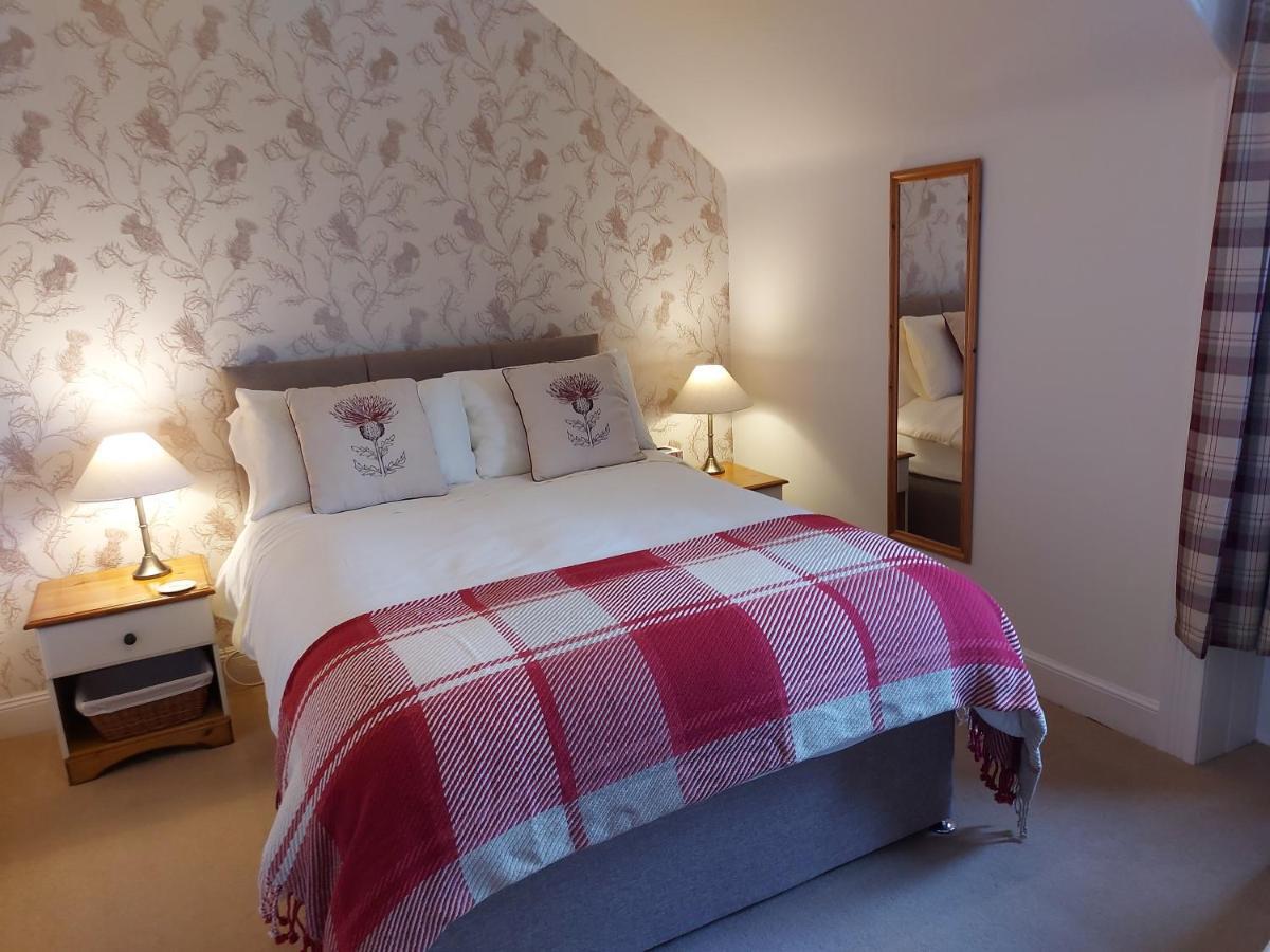 Firtree Bed And Breakfast At Galvelbeg House Crieff Eksteriør billede