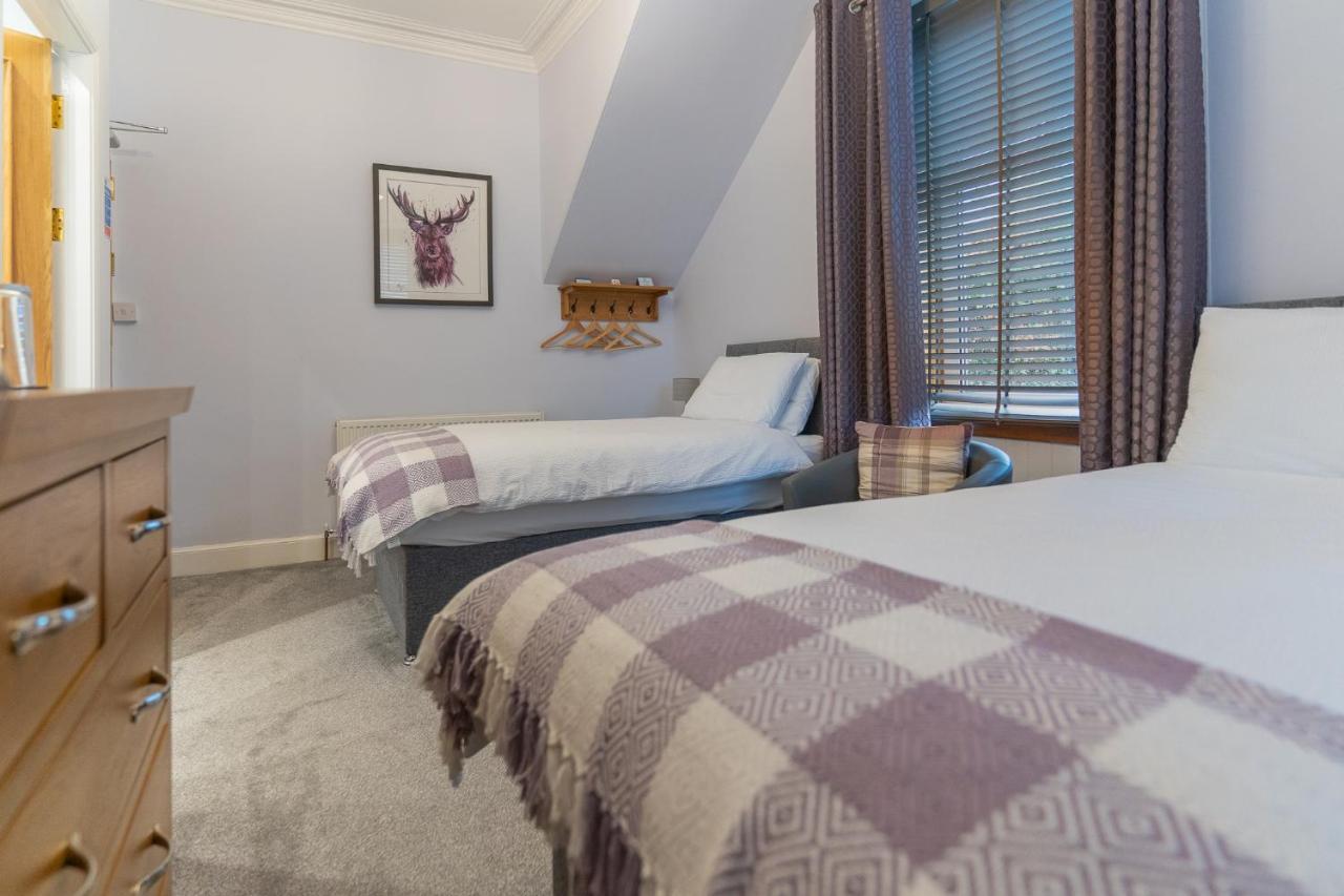 Firtree Bed And Breakfast At Galvelbeg House Crieff Eksteriør billede